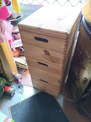 Cajonera de madera apilable