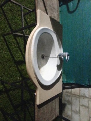 Lavabo Gala 30x44 cm con grifo y pie