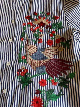Blusa Zara bordada Talla M