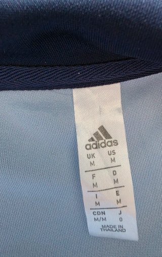 REAL MADRID C.F. CHAQUETA OFICIAL DE PASEO