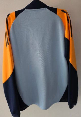 REAL MADRID C.F. CHAQUETA OFICIAL DE PASEO