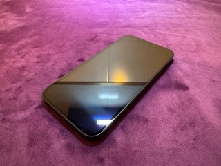 iPhone 12 64GB Kit Completo