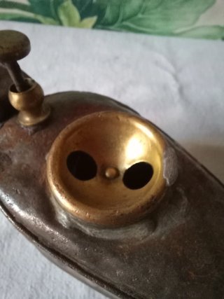 Aceitera vintage metálica