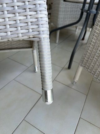 Conjunto mesa y 4 sillas ratán sintético
