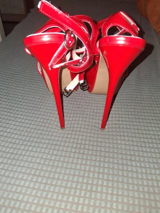 Zapatos sandalias de tacón alto rojos
