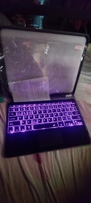Funda con teclado para iPad 10.9  pulgadas