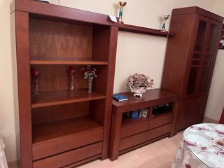 Mueble salón modular madera y estantería