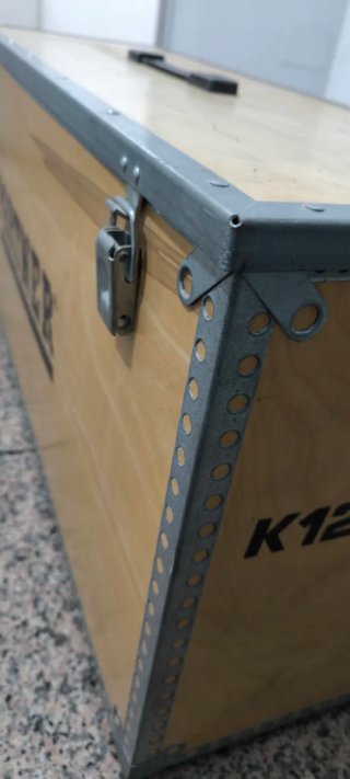 Cajón, baúl, arcón de herramientas