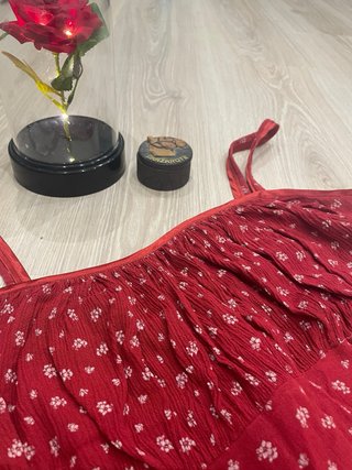 Vestido rojo estampado floral