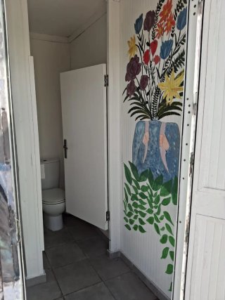 Caseta obra con ducha y aseo