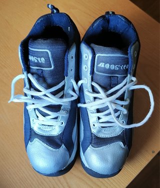 Zapatillas con ruedas extraíbles T41