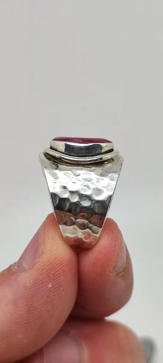 Anillo Ajustable de plata y Rubí.