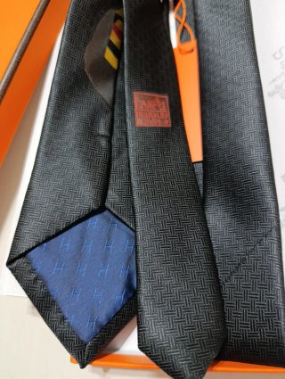 Corbata Hermès Negra Caballo