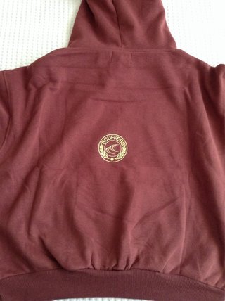Sudadera Scuffers burdeos con Logo amarillo