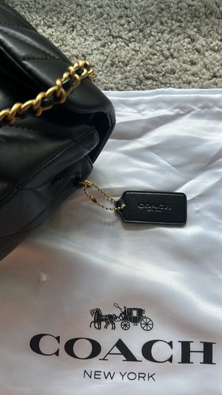 Bolsa Coach Tabby 26 Preta Dourada