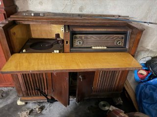 Mueble radio-tocadiscos philips vintage