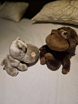 Peluche de Hipopótamo y Gorila