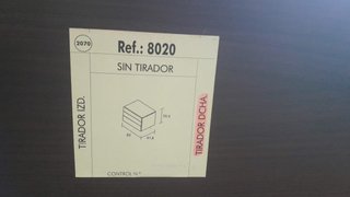 Cabecero wengué con 2 mesitas y mueble auxiliar
