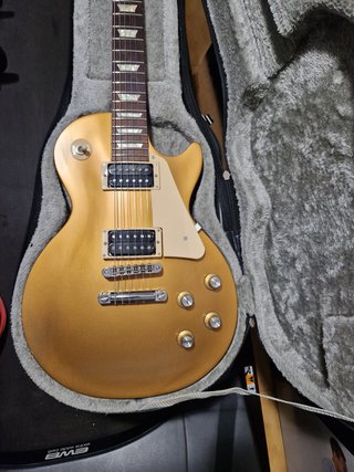 Guitarra Gibson Les Paul Goldtop Tribute