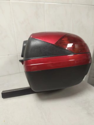 Baúl moto 40€