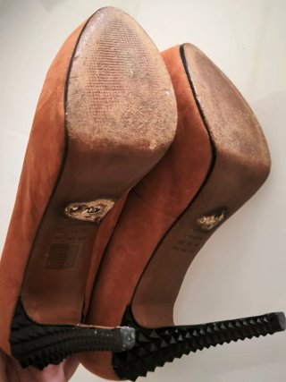 Sapatos Schutz 36