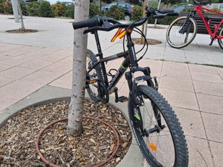 Bicicleta Rockrider MTB Negra 6-9 años