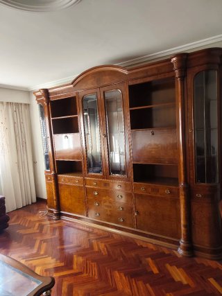 Mueble de salón antiguo madera y cristal