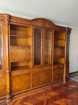 Mueble de salón antiguo madera y cristal
