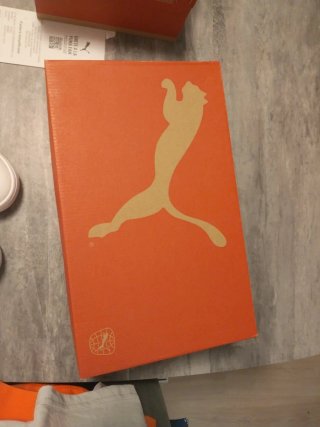 Zapatillas Puma Blancas y Beige Talla 44 Nuevas