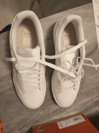 Zapatillas Puma Blancas y Beige Talla 44 Nuevas