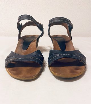 Yokono - Sandalias azules de piel talla 38
