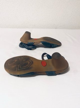 Yokono - Sandalias azules de piel talla 38
