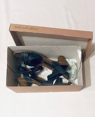 Yokono - Sandalias azules de piel talla 38