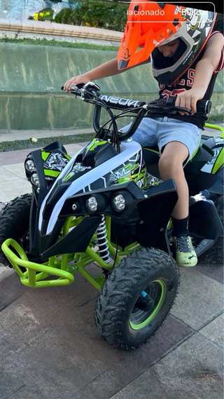Quad Eléctrico Infantil Negro y Verde
