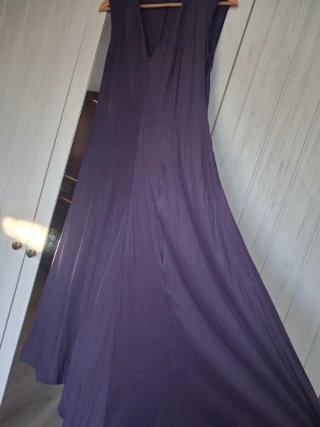 Vestido morado midi Talla 38