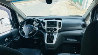 Nissan NV200 evalia 2013