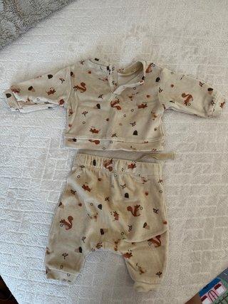 Lote 3 conjuntos bebé 1-3 meses Lefties