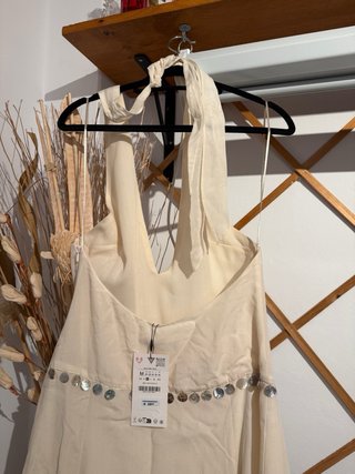 Vestido midi Zara  conchas
