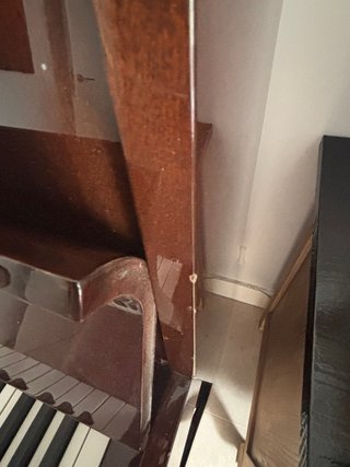 Piano vertical Gaveau (Schimmel)