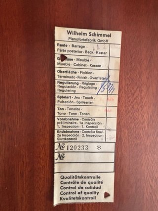 Piano vertical Gaveau (Schimmel)