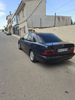 Mercedes-Benz Clase E 2002