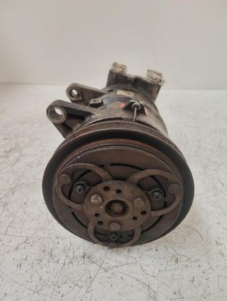 Compresor nissan 926000x010 terrano/terrano.ii