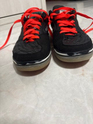 Zapatillas Joma Top Flex Indoor Negras Rojas
