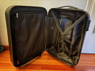 Maleta de cabina negra