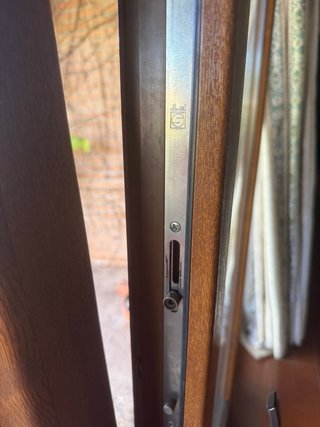 5 Ventanas Roble Macizo con Persiana + ventanal
