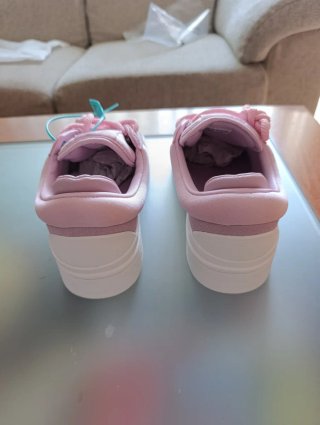 Adidas x Bad Bunny Rosa