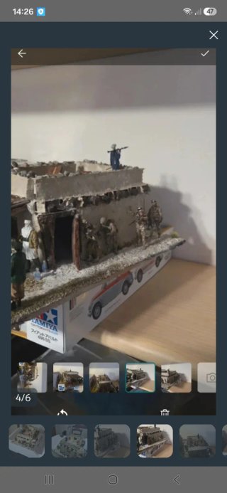 Diorama militare con soldatini