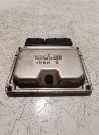 Seat 0281012318 centralita motor uce ibiza 313214