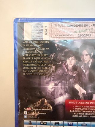 Jogo PS4 "Resident Evil 2 Revelations Box Set"
