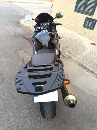 Honda CBR 600 F Negra